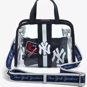 MLB NY Yankees Clear Tote Crossbody Stadium Bag with
Pouch